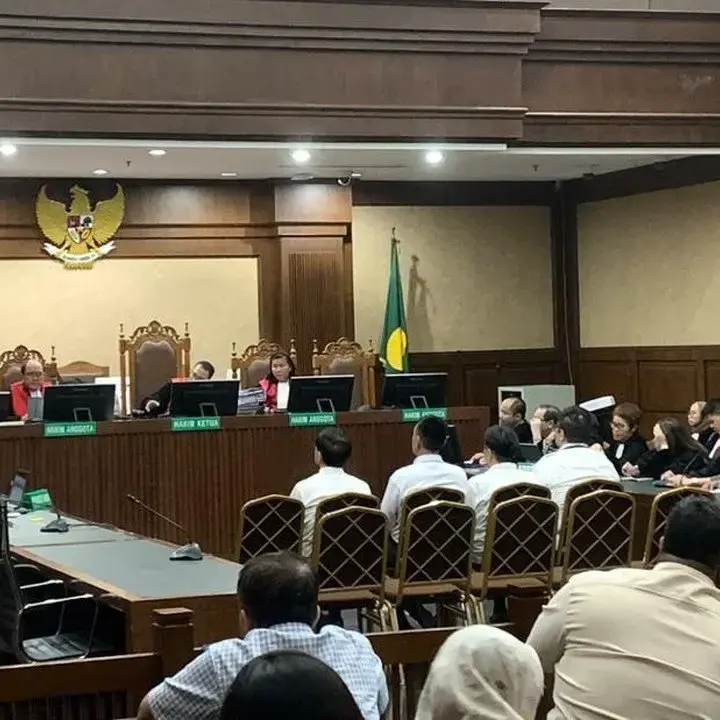 Tuntutan Penjara 8,5 hingga 13 Tahun untuk 8 Terdakwa Korupsi LPEI Rp 992 M