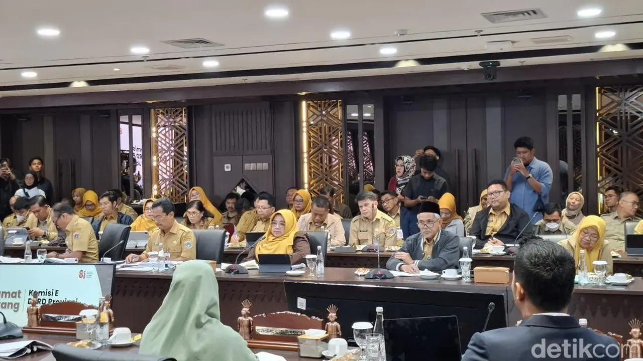 147 Mahasiswa DKI Terganjal Desil KJMU, Disdik Lakukan Pendampingan Intensif