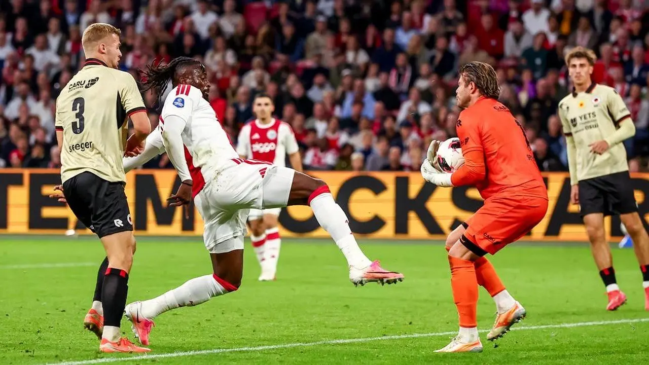 Ajax Ditahan Imbang Excelsior 2-2 di Kandang, Paes Tetap di Bangku Cadangan