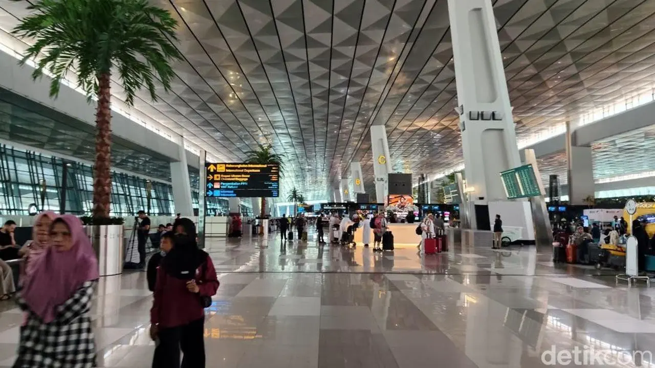 Aktivitas Gunung Anak Krakatau, 4 Bandara Tutup Operasional Hingga Sore Hari