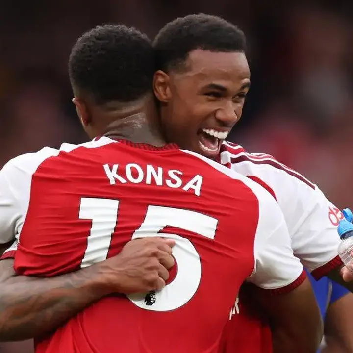 Arteta Puji Cepatnya Adaptasi Konsa dan Gabriel di Lini Belakang Arsenal