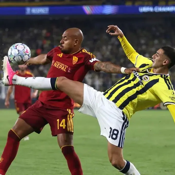 AS Roma Unggul 1-0 atas Fenerbahce di Babak Pertama Liga Champions