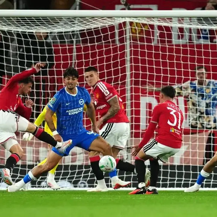Babak Pertama Carabao Cup: Manchester United Sementara Unggul 2-1 atas Brighton