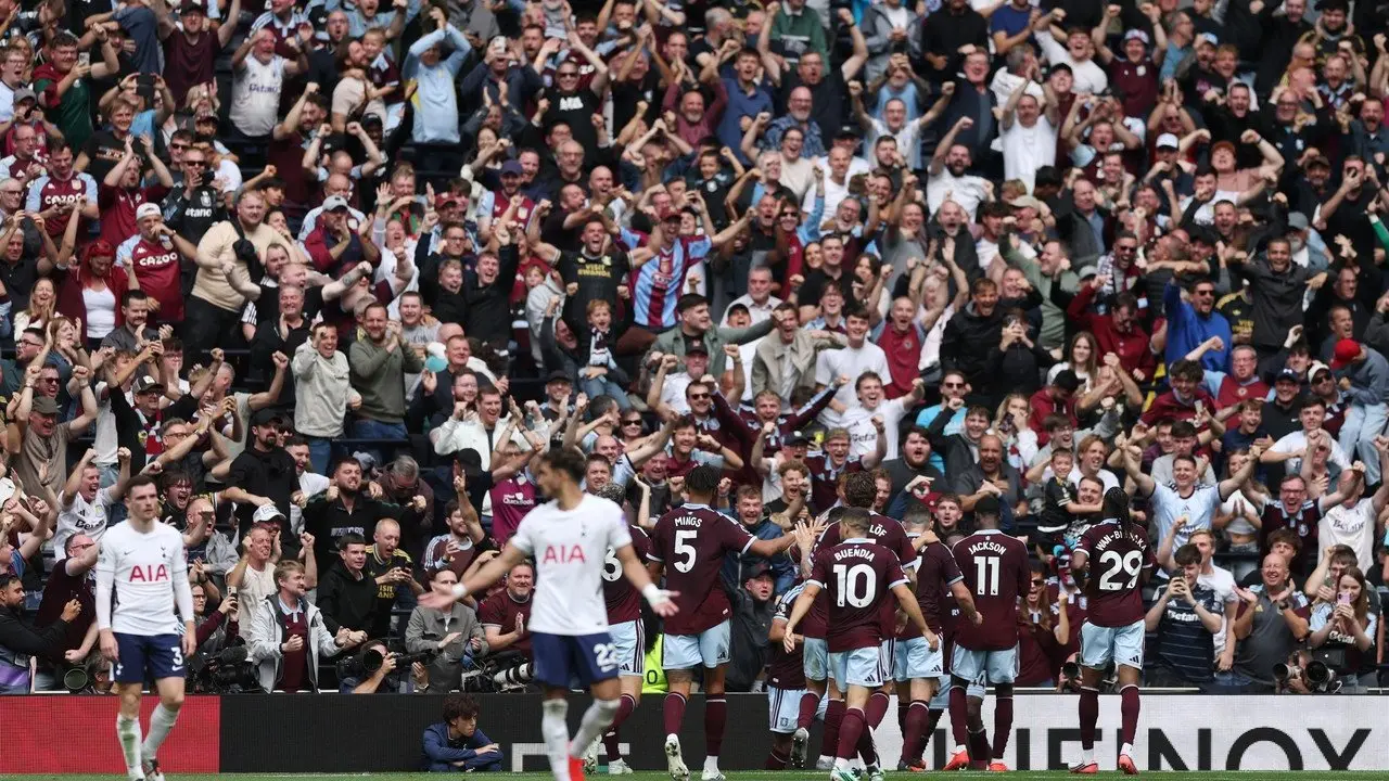 Babak Pertama Liga Inggris: Aston Villa Sementara Ungguli Tottenham 1-0