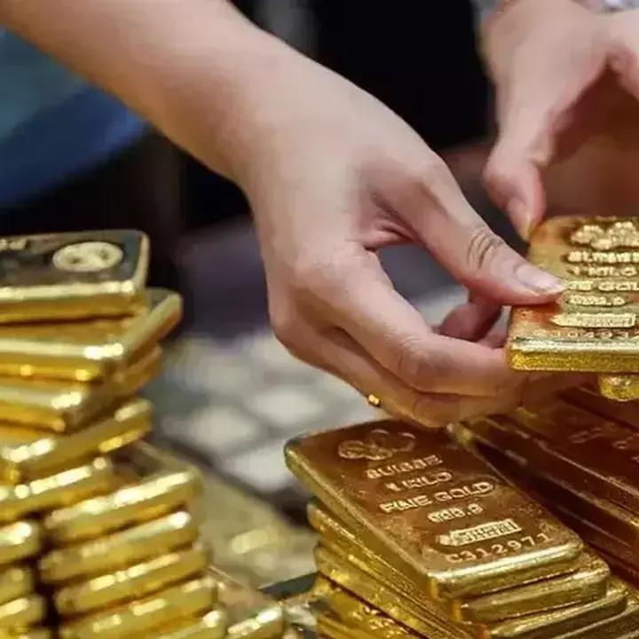 Bank Sentral China Catat Rekor Pembelian Emas Terbesar
