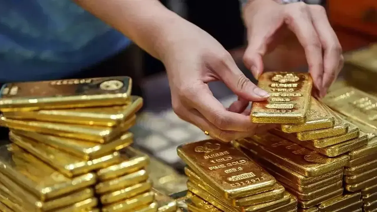 Bank Sentral China Catat Rekor Pembelian Emas Terbesar