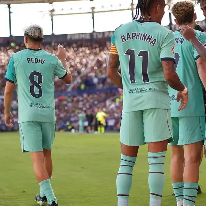 Barcelona Pertahankan Rekor Sempurna, Taklukkan Levante 4-2