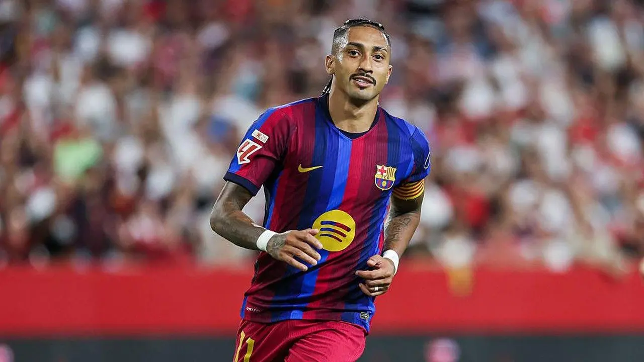 Barcelona Sepakati Perpanjangan Kontrak Raphinha Hingga 2030