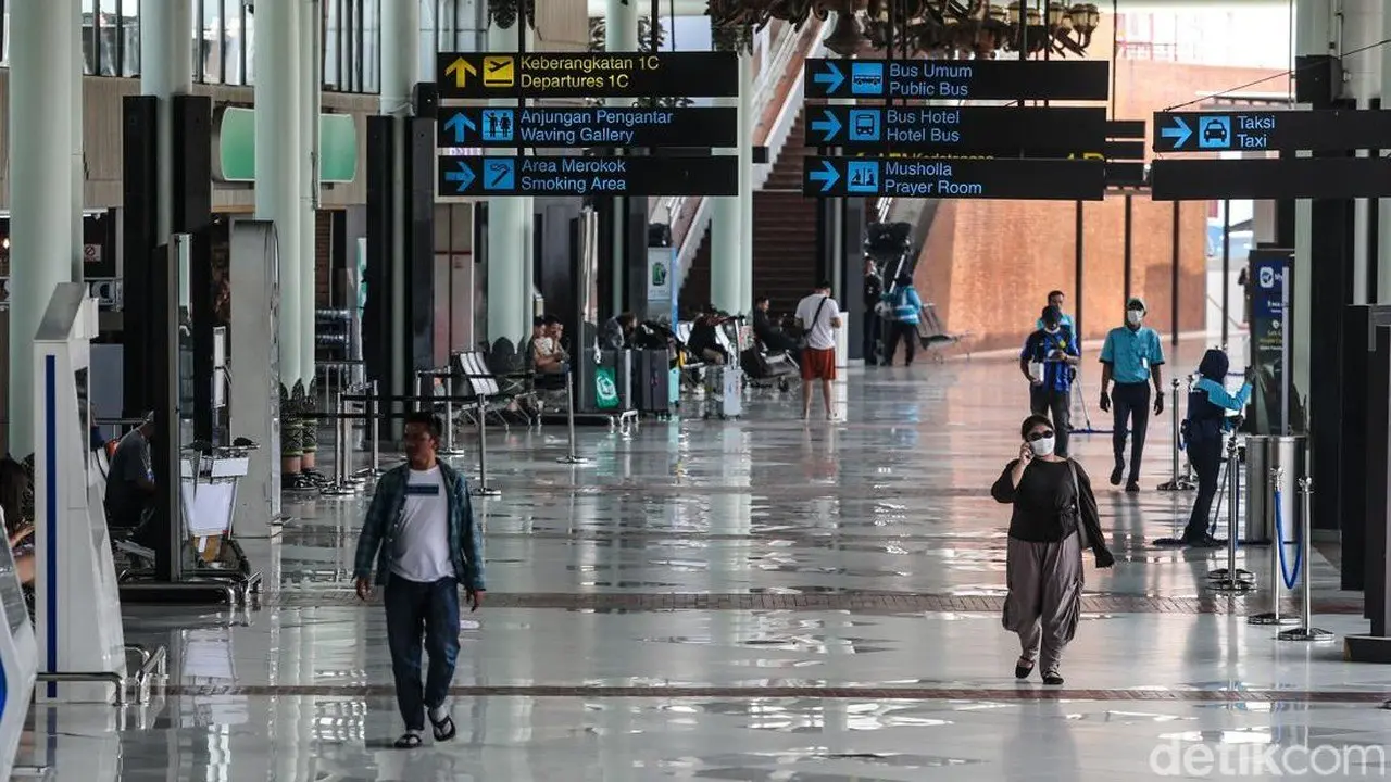 BMKG: Uji Kertas Abu Vulkanik di Bandara Soetta dan Halim Negatif