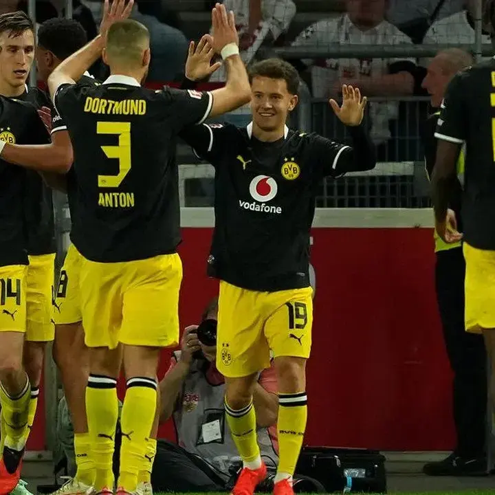 Borussia Dortmund Pertahankan Rekor Sempurna di Bundesliga Usai Kalahkan Stuttgart 1-0