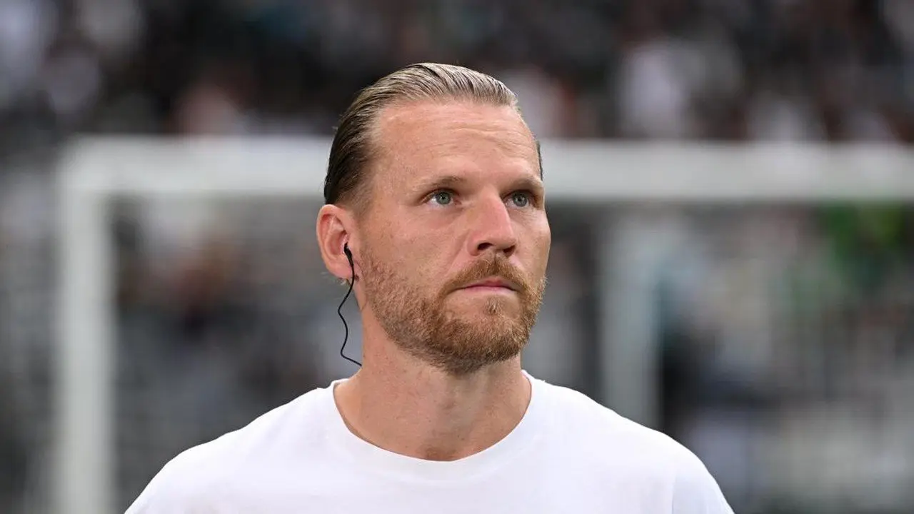Borussia Mönchengladbach Pecat Pelatih Eugen Polanski Setelah Tiga Kekalahan Beruntun