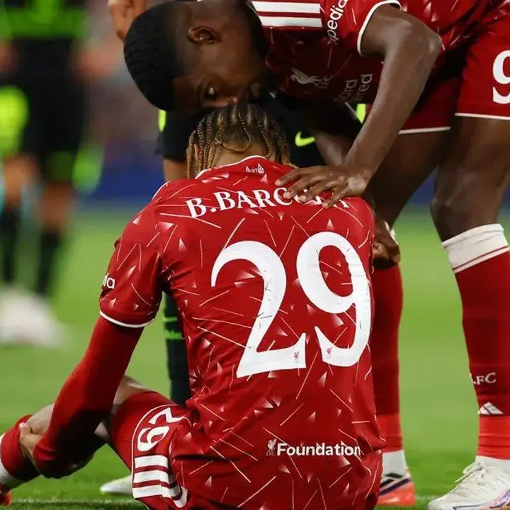 Bradley Barcola Kram, Manajer Liverpool Pastikan Kondisinya Baik