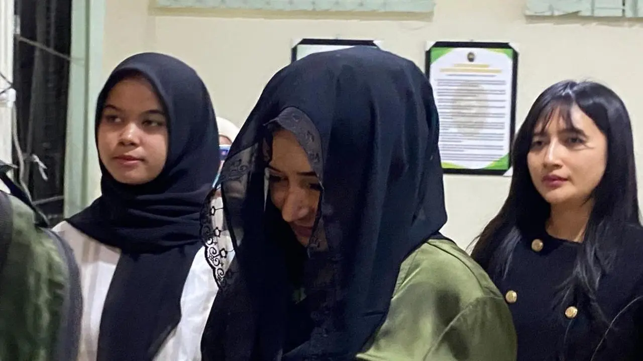Bupati Pekalongan Akui Terima Uang dari OPD, Sebut Sebagai "Tradisi Lebaran"