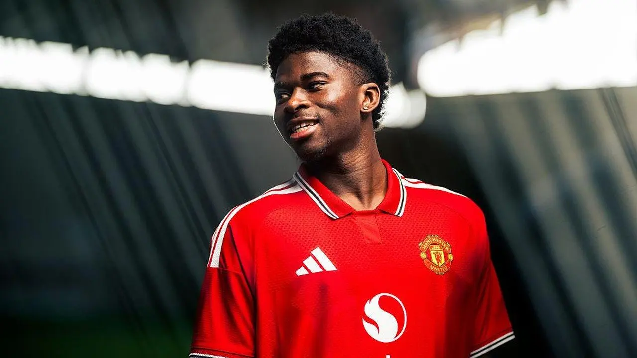 Carlos Baleba Siap Debut untuk Manchester United Lawan Fulham