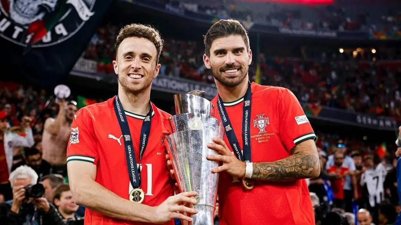 Cristiano Ronaldo Kutuk Fan Al Taawoun yang Hina Rekan Setimnya dengan Chant Duka