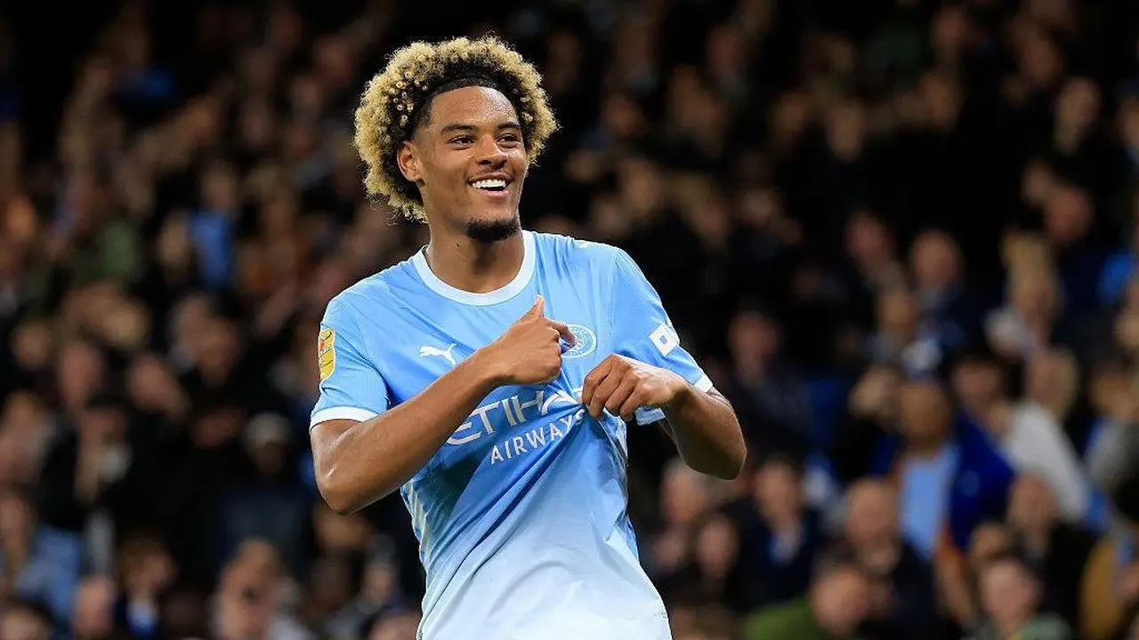Debut Gemilang Floyd Samba: Dua Gol dalam Kemenangan Telak Manchester City