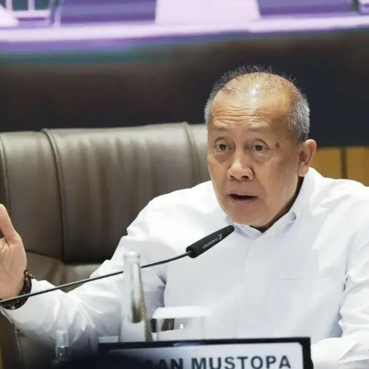 DPR Bahas Usulan Perpanjangan Masa Jabatan Kepala Desa Demi Stabilitas dan Efisiensi