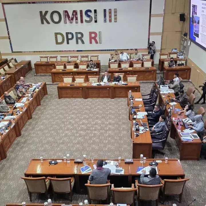 DPR Pastikan RUU Perampasan Aset Diketok Desember, Sahroni: Fokus Berantas Koruptor
