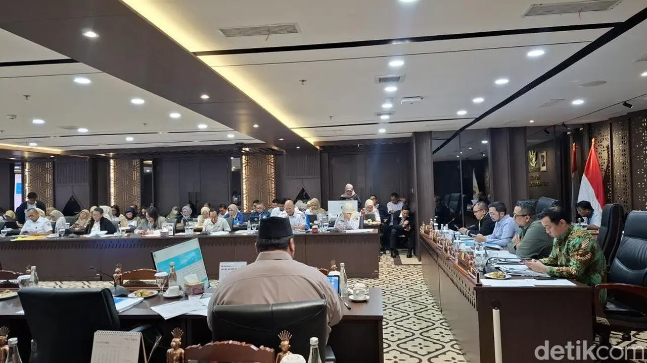 DPRD DKI Usulkan Kartu Transjakarta Gratis untuk Pelajar