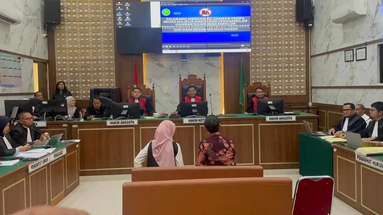 Dude Harlino dan Alyssa Soebandono Kembalikan Honor Rp 5,2 Miliar Terkait Kasus PT Dana Syariah Indonesia