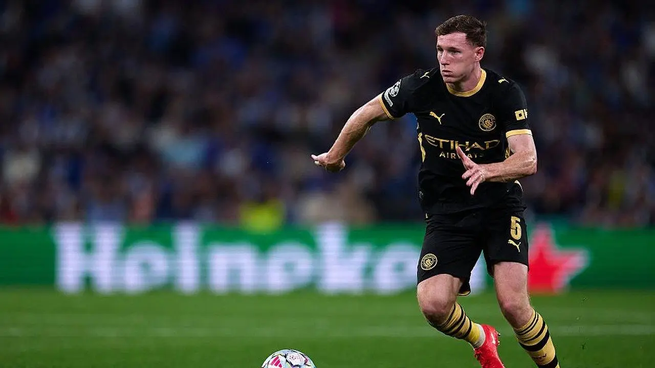 Elliot Anderson Fokus Beri Umpan ke Erling Haaland di Manchester City