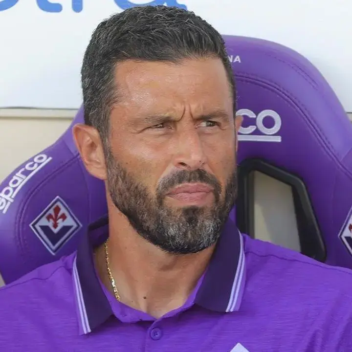 Fiorentina Pecat Fabio Grosso Setelah Tiga Laga Serie A