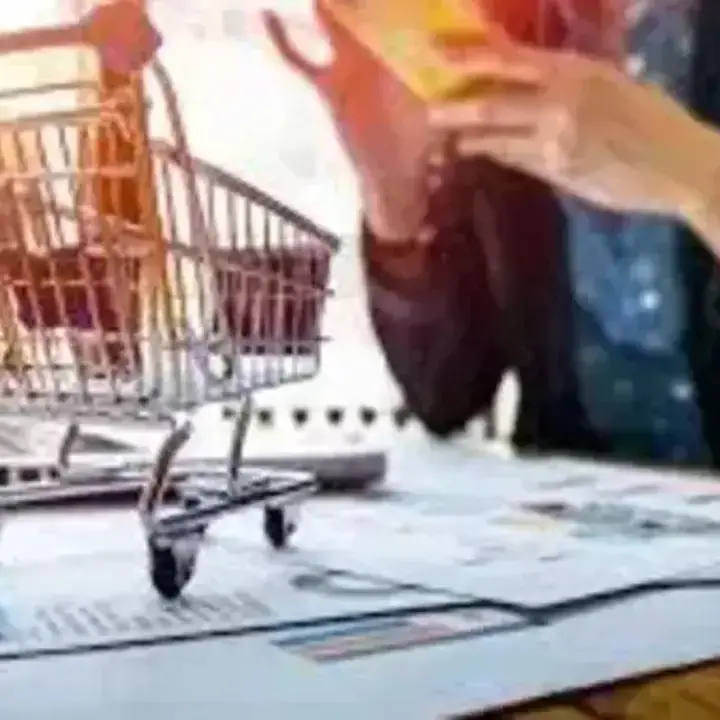 IKK Naik di Agustus, Indikasi Awal Pemulihan Daya Beli Konsumen
