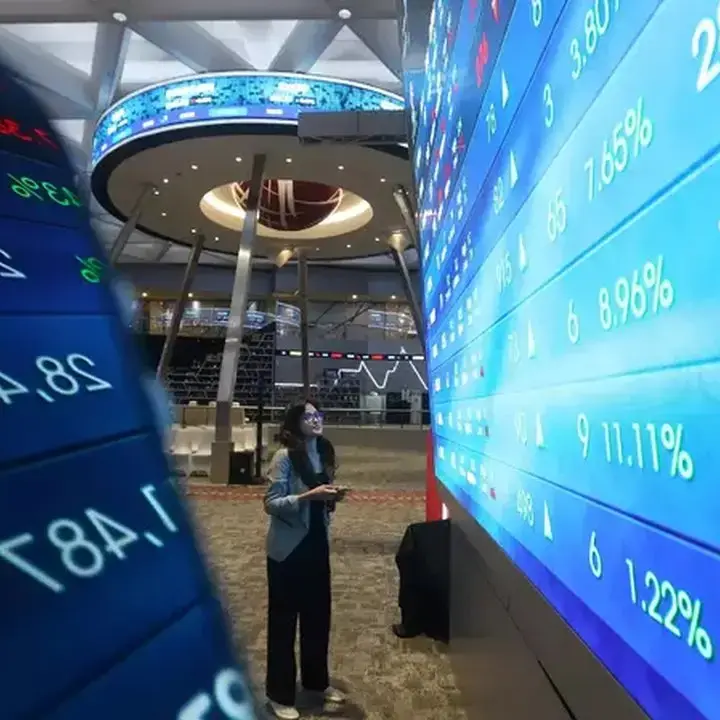 Investor Asing Borong Saham BUMI, IHSG Melemah Tipis