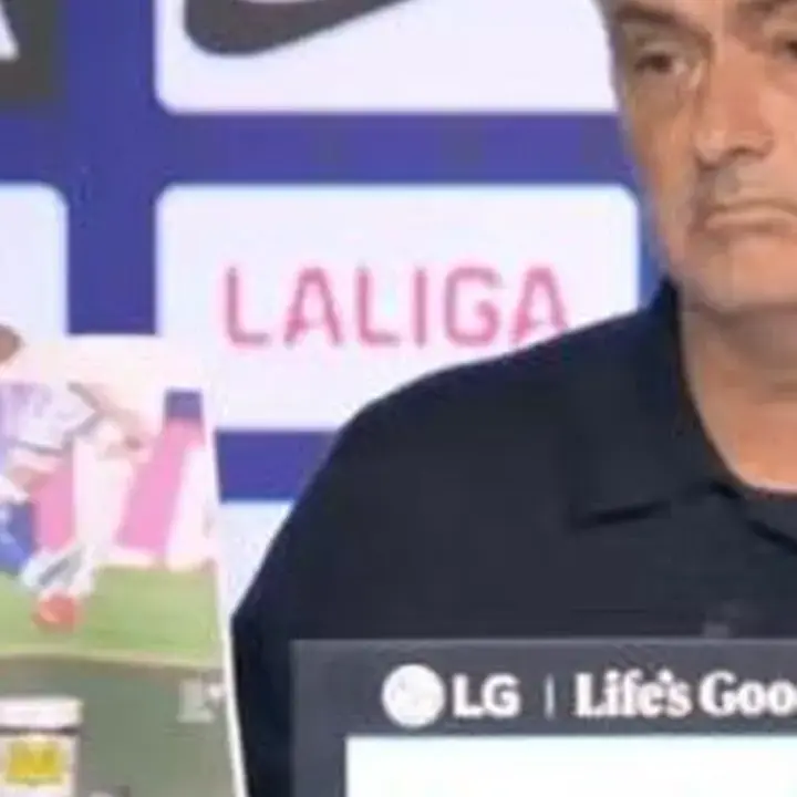 Jose Mourinho Unjuk Foto Pelanggaran Lawan untuk Kritik Wasit Derby Madrid