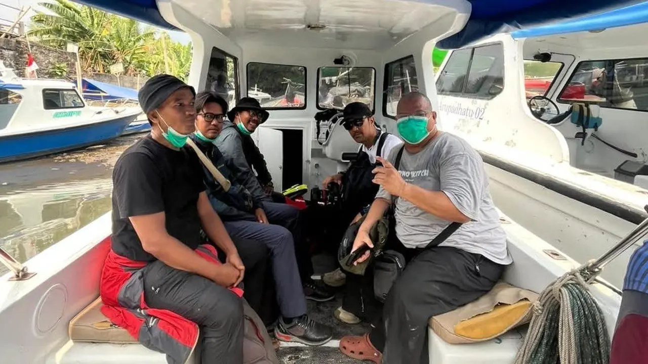Kapal Pembawa Jurnalis ke Krakatau Diklaim Layak Jalan dan Kantongi Izin Syahbandar