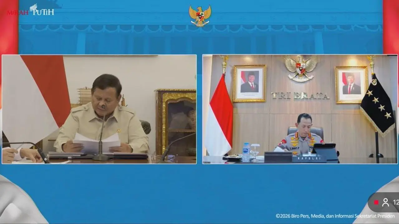 Kapolri Laporkan 138 Tersangka dan 8 Korporasi Terlibat Karhutla ke Presiden Prabowo