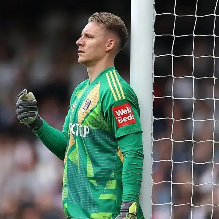 Kekecewaan Kiper Fulham Usai Kebobolan Menit Akhir Lawan Man United