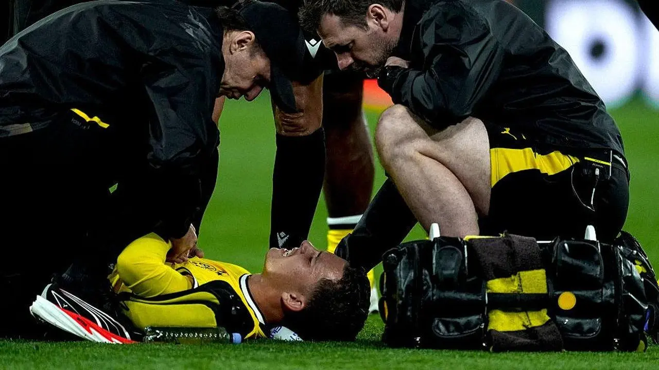 Kondisi Konstantinos Karetsas Pasca Tumbang di Laga Dortmund vs Villarreal