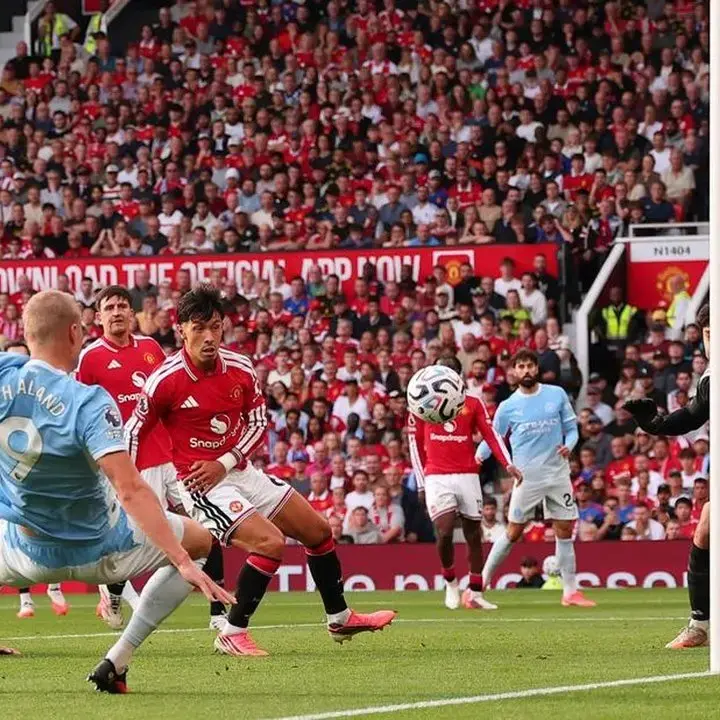 Kontroversi Gol Haaland ke Gawang MU: Sah atau Offside?