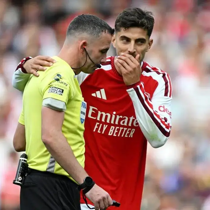 Kontroversi Kepemimpinan Wasit Chris Kavanagh dalam Laga Arsenal vs Chelsea