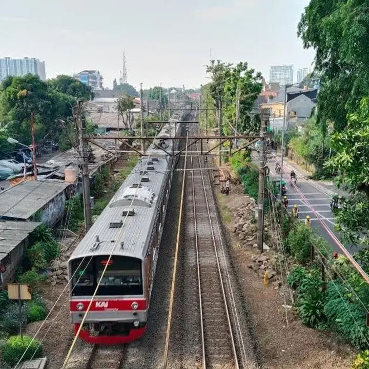 KRL Bogor Tambah 13 Perjalanan, Rangkaian Baru dari Lintas Priok