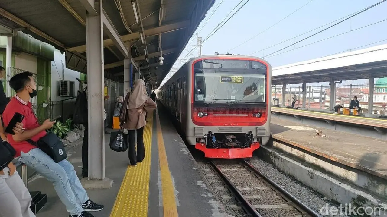 KRL Buatan INKA Masuk Bengkel, 17 Perjalanan Rute Bogor-Jakarta Kota Berkurang