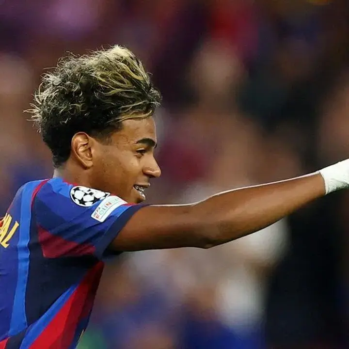 Lamine Yamal Klaim Trofi Muda Lebih Banyak dari Messi dan Ronaldo