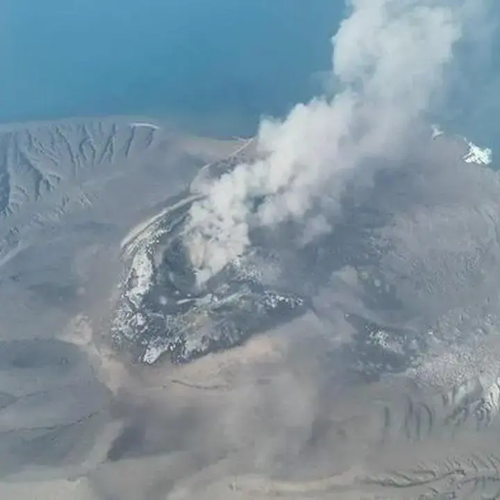 Lima Jurnalis Hilang Kontak Dekat Gunung Anak Krakatau, Pencarian Intensif Dilakukan