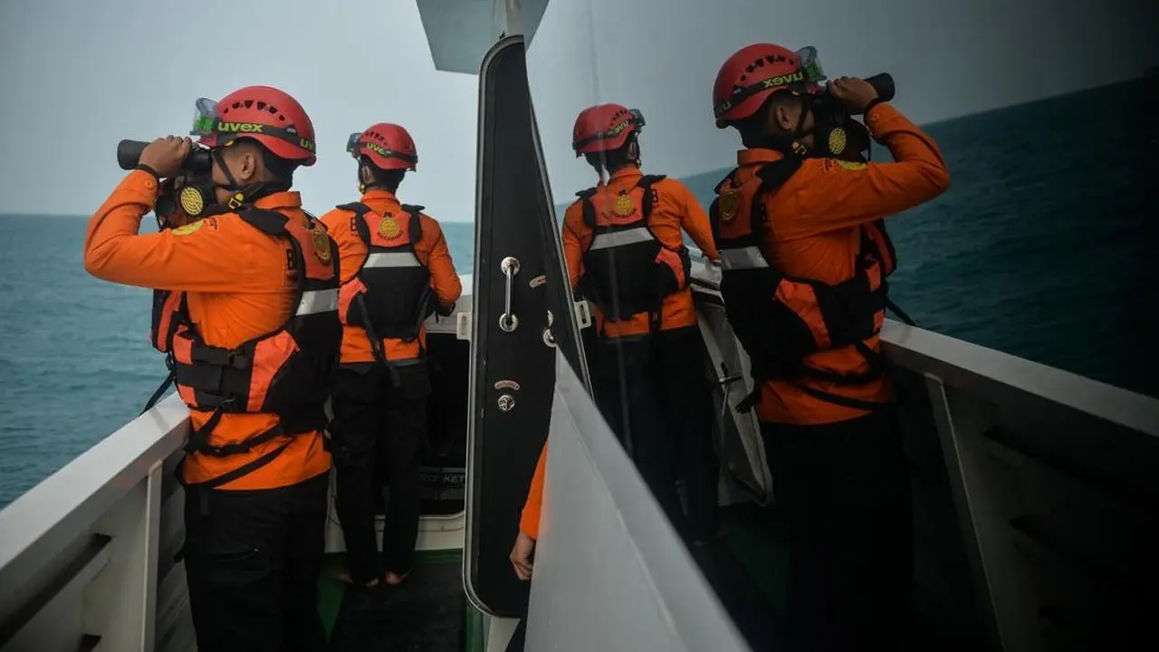 Lima Jurnalis Hilang Kontak di Perairan Anak Krakatau, Pencarian Melibatkan 250 Personel