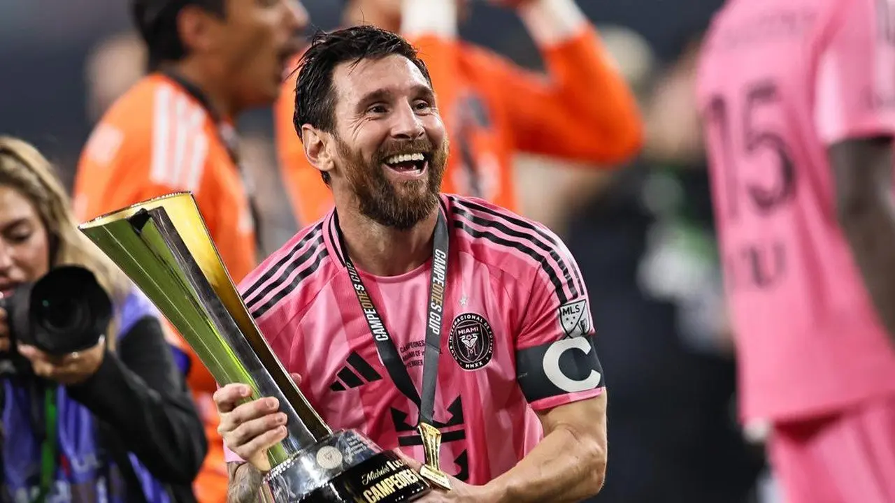 Lionel Messi Cetak Gol ke-100, Antar Inter Miami Juara Campeones Cup