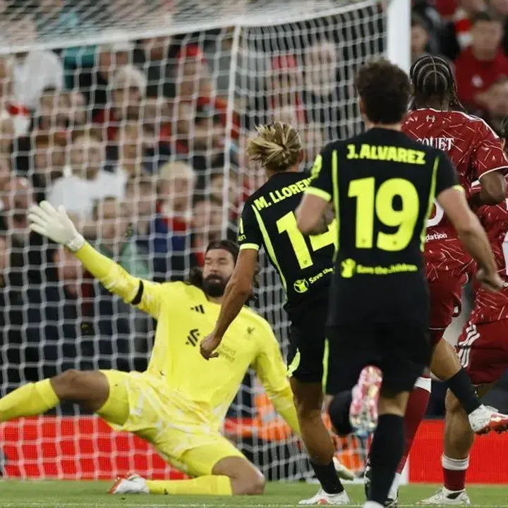 Liverpool Raih Tiga Poin Penting Usai Comeback Dramatis di Anfield