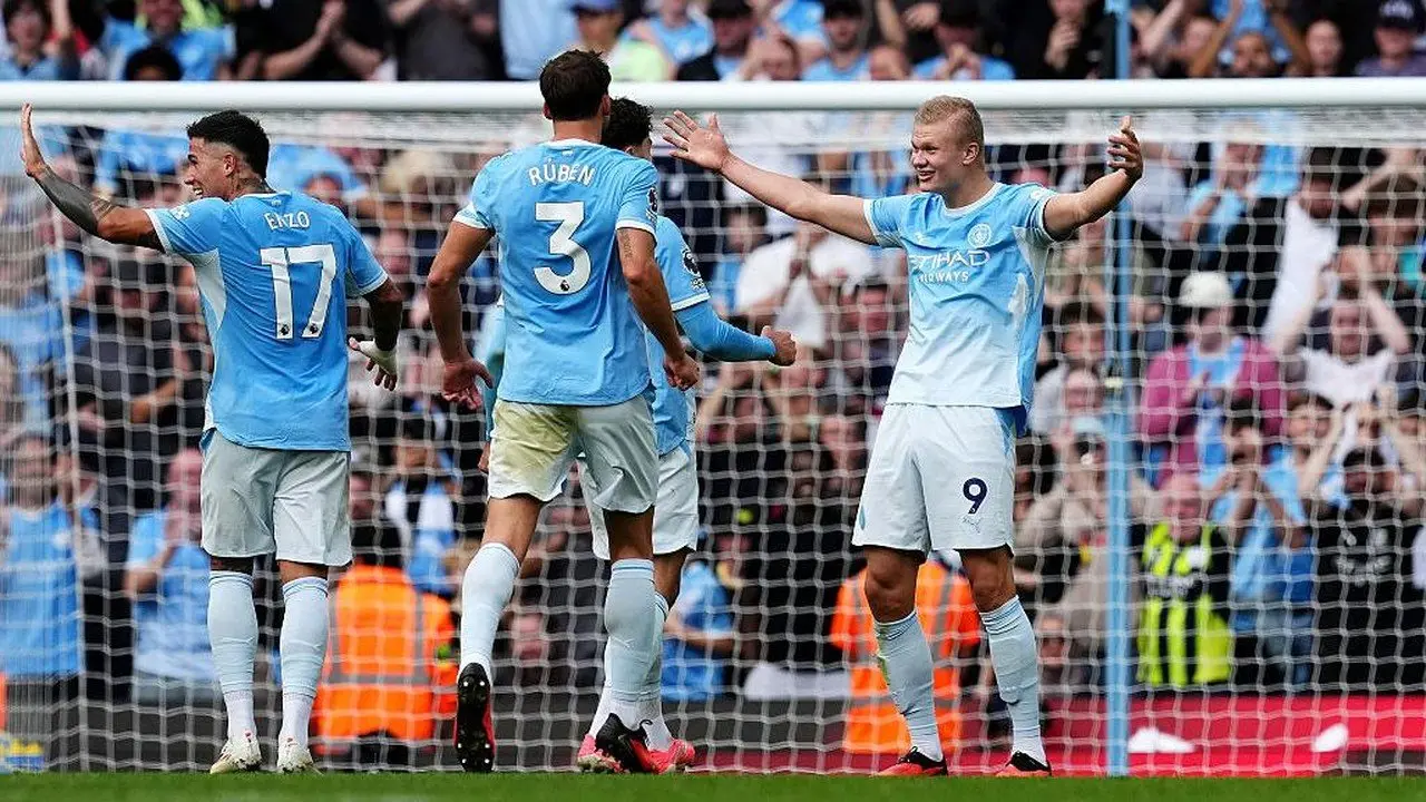 Manchester City Kokoh di Puncak Klasemen Usai Libas Sunderland 5-3