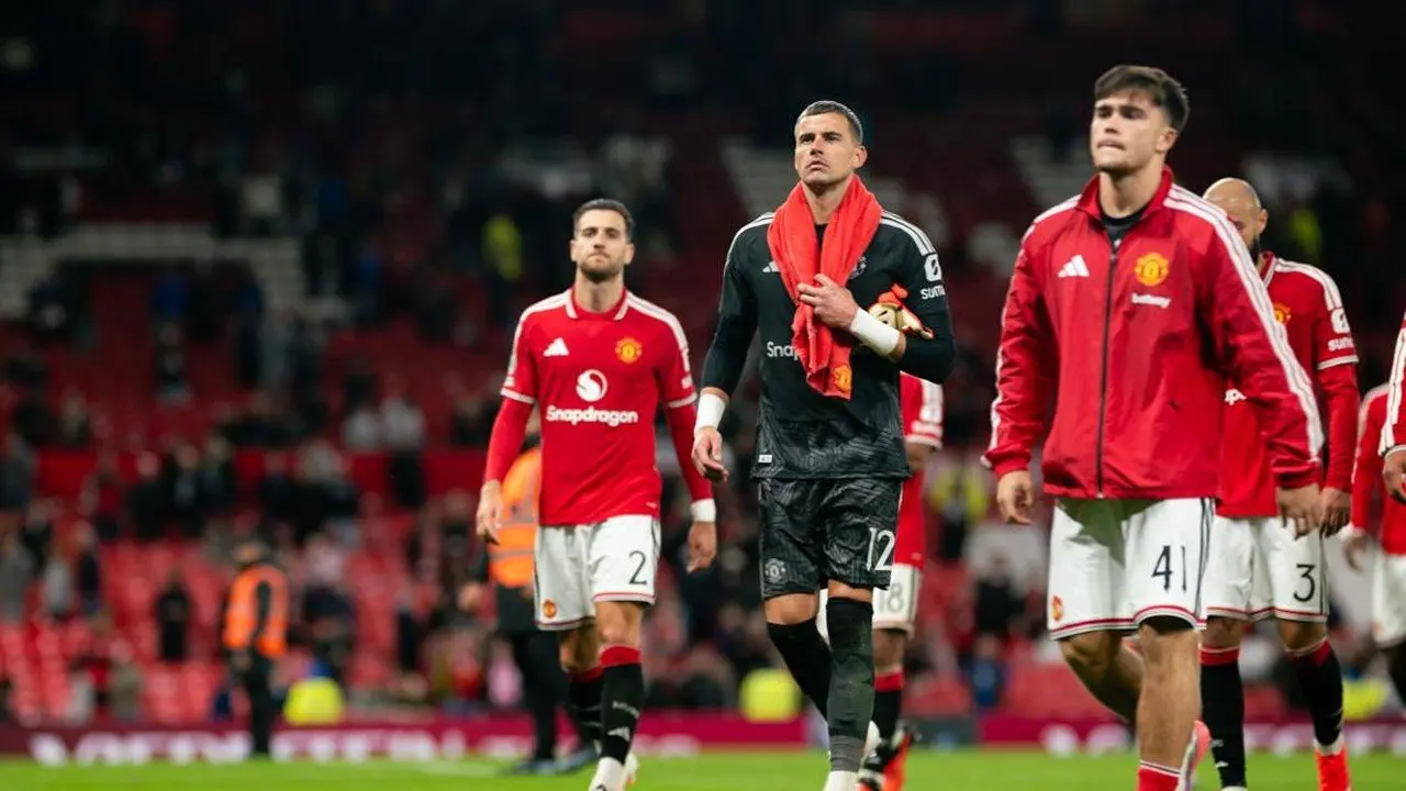 Manchester United Hadapi Pekan Mengecewakan Usai Kalah dari Brighton dan Man City