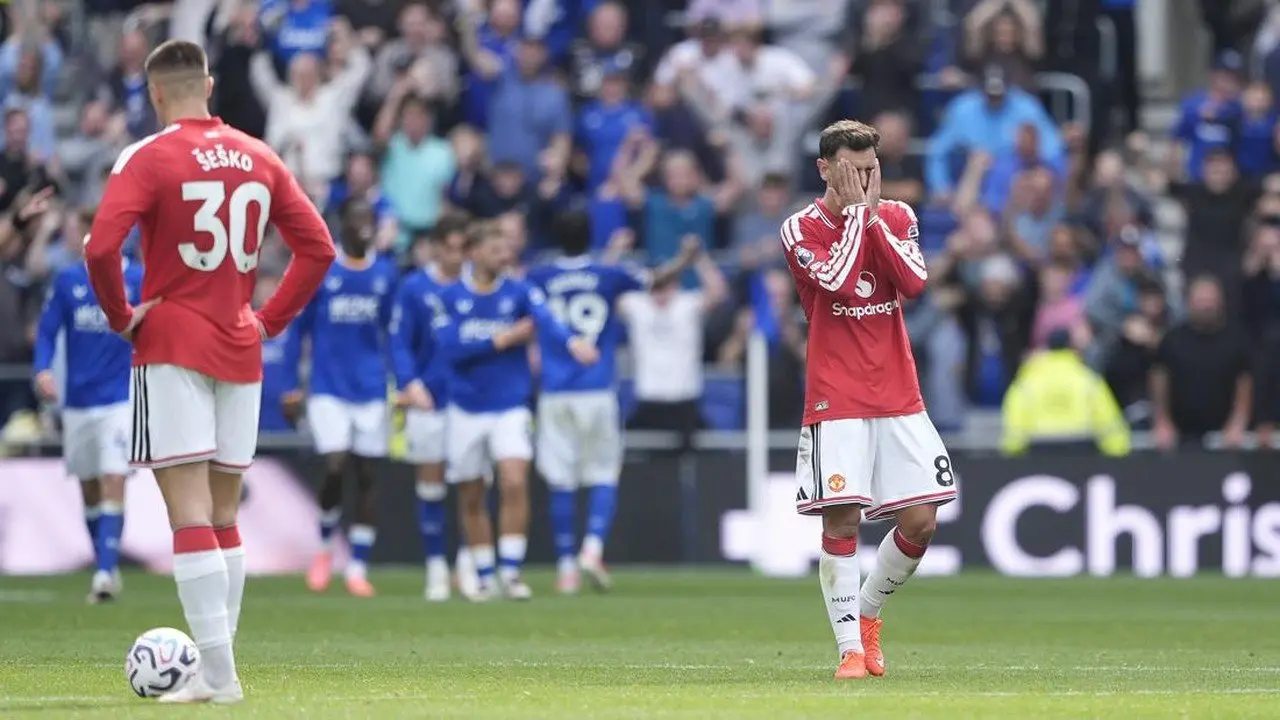 Manchester United "Punya PR" di Lini Pertahanan Usai Ditahan Imbang Everton