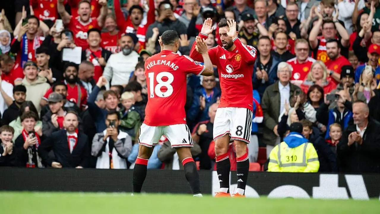 Manchester United Rayakan Laga ke-300 di Liga Champions Hadapi Debutan Sabah