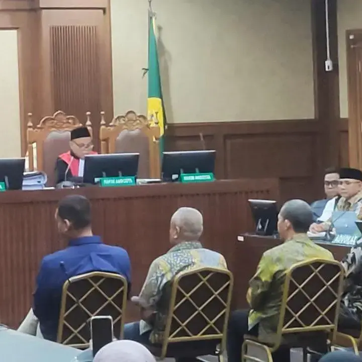 Mantan Bendahara Amphuri Akui Beri Uang ke Pegawai Kemenag Demi Kuota Haji Tambahan