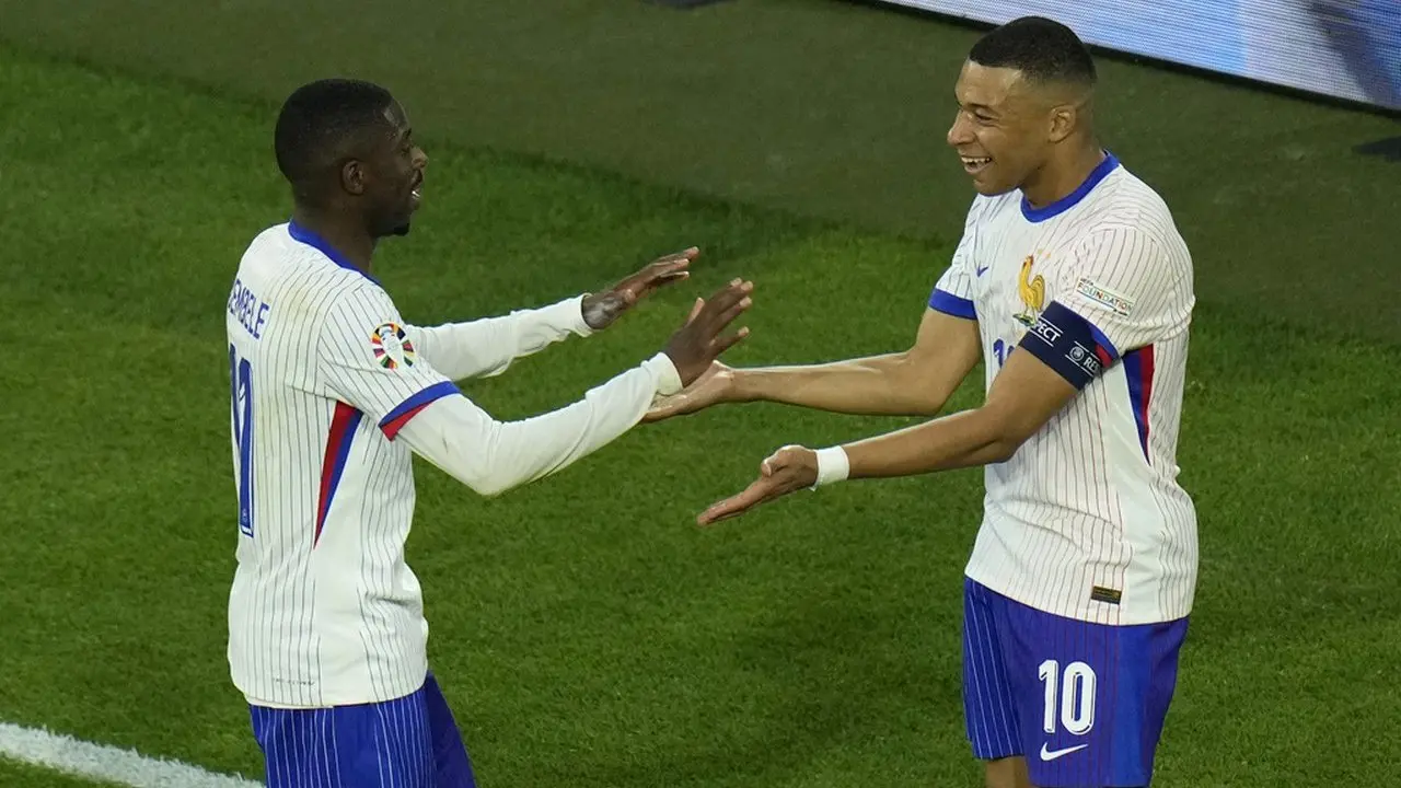 Mbappe Sebut Diri 'Sang Terpilih', Hubungan dengan Dembele Dikabarkan Retak