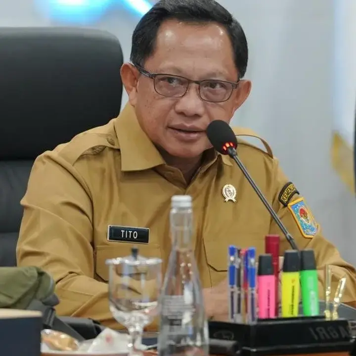 Mendagri Tito Desak Pemda NTT Segerakan Bantuan Bencana