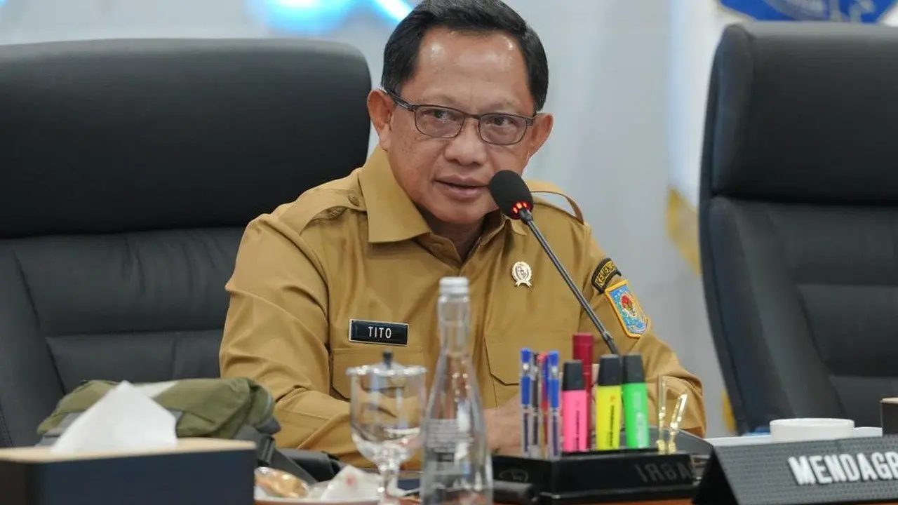 Mendagri Tito Desak Pemda NTT Segerakan Bantuan Bencana